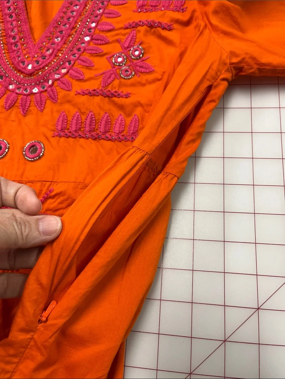 TORY BURCH Resort Pink Embroidered Orange Mirror Accents L. SLV Tunic 8  